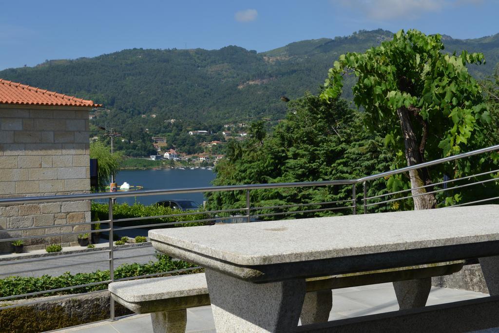 AL Vivenda Romantica Geres Esterno foto